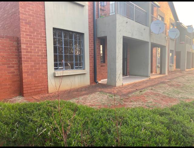 2 BEDROOM APARTMENT BLOCK FOR SALE IN THERESAPARK